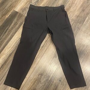 Men's Fabletics golf pants 32x30 new